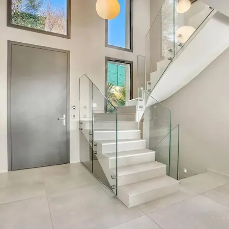 Villa L, Vue Mer, 10 Min A Pied Sainte-Maxime