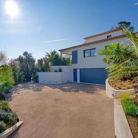 L, Vue Mer, 10 Min A Pied