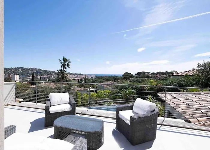 L, Vue Mer, 10 Min A Pied Sainte-Maxime